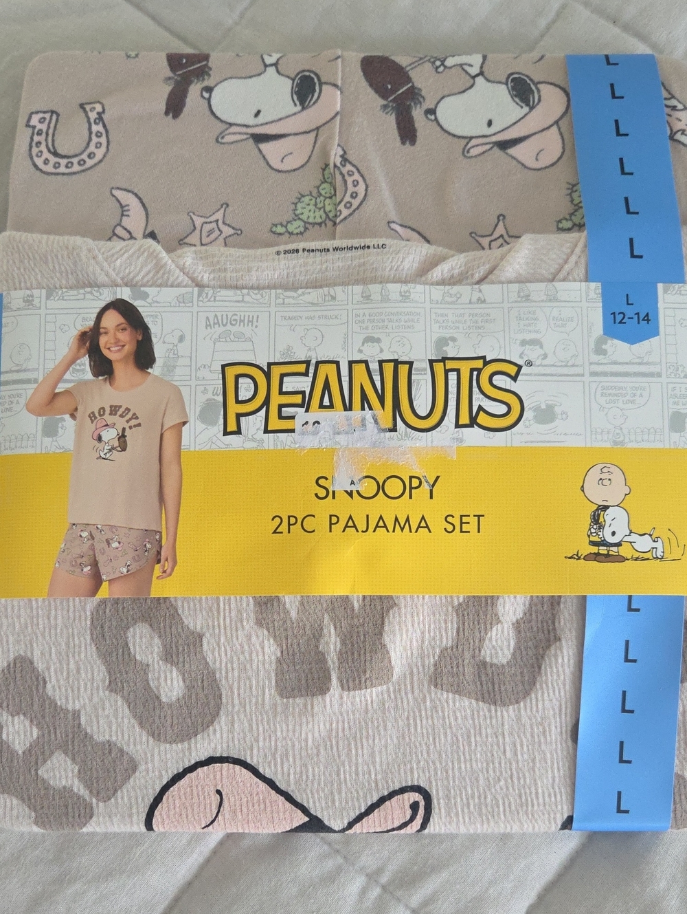 NWT Womens Peanuts Snoopy Cowboy Pajama Set